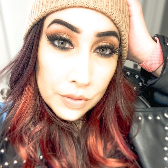 Meet your Posher, Stephanie - Picture 1 of 1